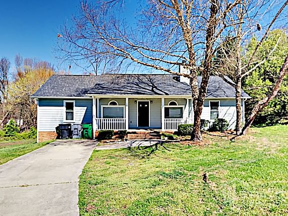 2nd image of 10700 Hunters Trace Ct