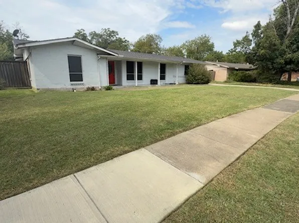 12511 Keyport Dr, Farmers Branch, TX 75234