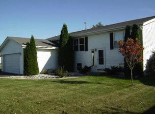 230 Morning Sun Trl, Capron, IL 61012