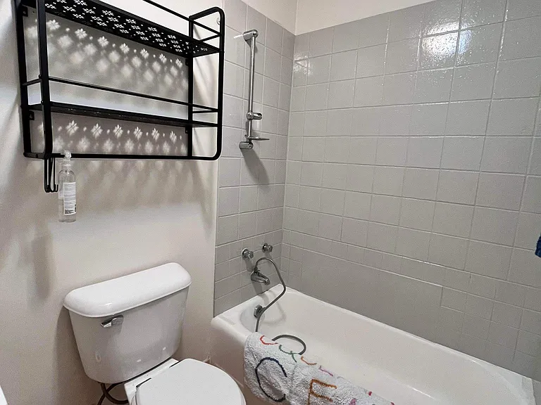 619 S 8th St #4 — Photo 6