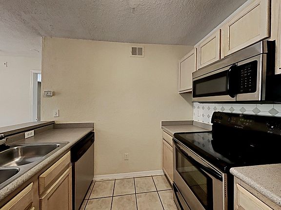 3rd image of 8939 Latrec Ave #1201