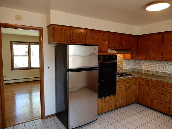 3rd image of 7300 Dixon St APT 5
