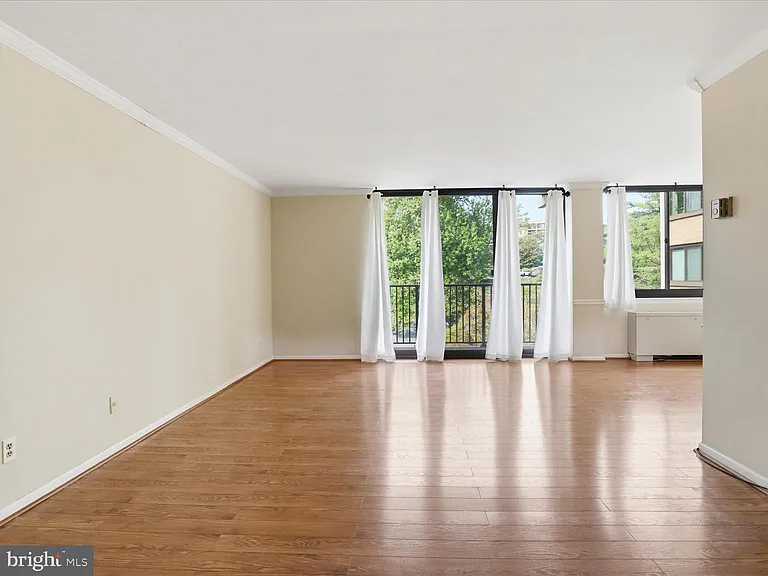 600 Roosevelt Blvd #317 — Photo 11