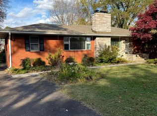 5009 W Sunset Rd, Knoxville, TN 37914