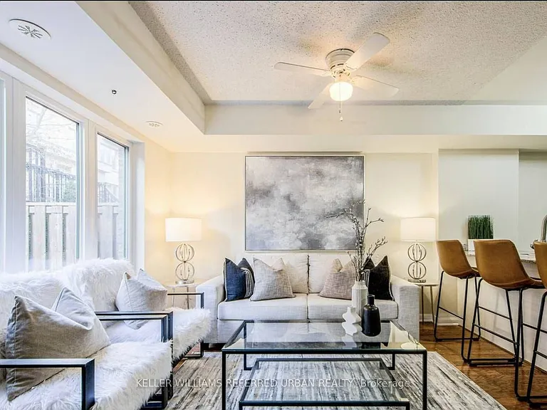9 Foundry Ave #113 — Photo 3
