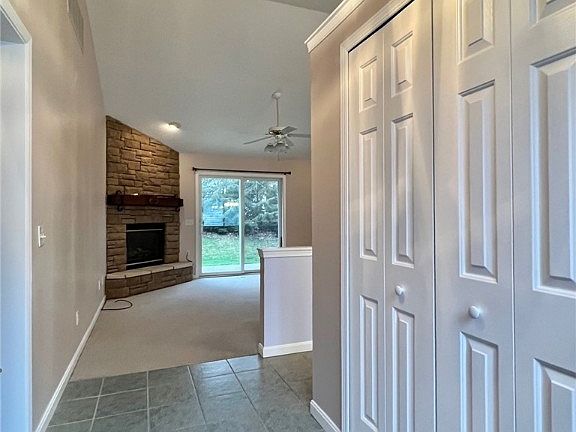 3rd image of 14733 Shannon Ct