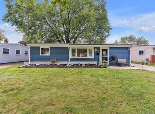 1536 S Carlson St, Westland, MI 48186