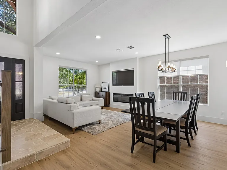 7732 Arcadia Trl — Photo 4