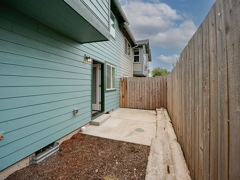 935 Arthur Ave — Photo 19