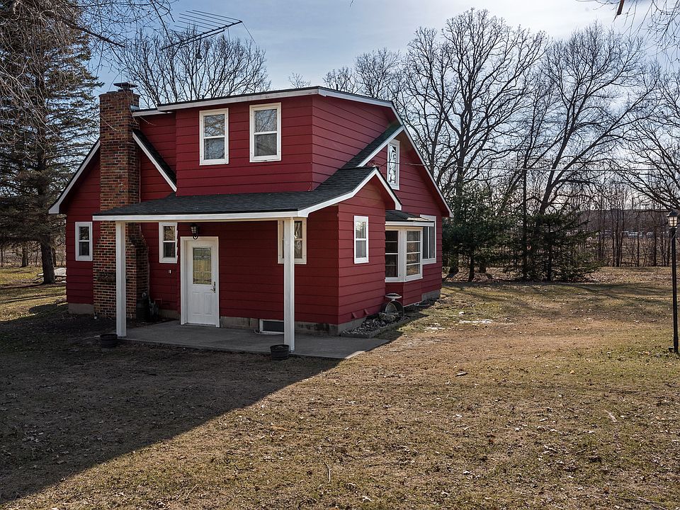 1st image of 415 Hillock Ct NW