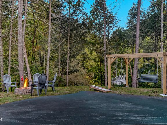 5th image of 1077 Sencebaugh Dr