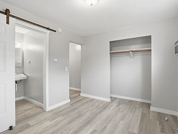 4th image of 547 E Fairview Ave #553