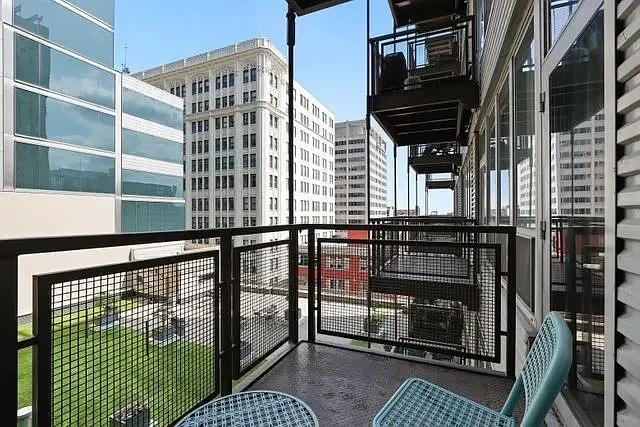 565 W Quincy St #1013 — Photo 14