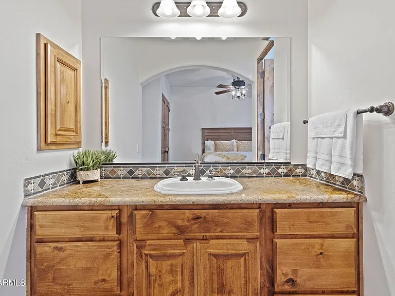 5529 W Pinnacle Hill Dr — Photo 13
