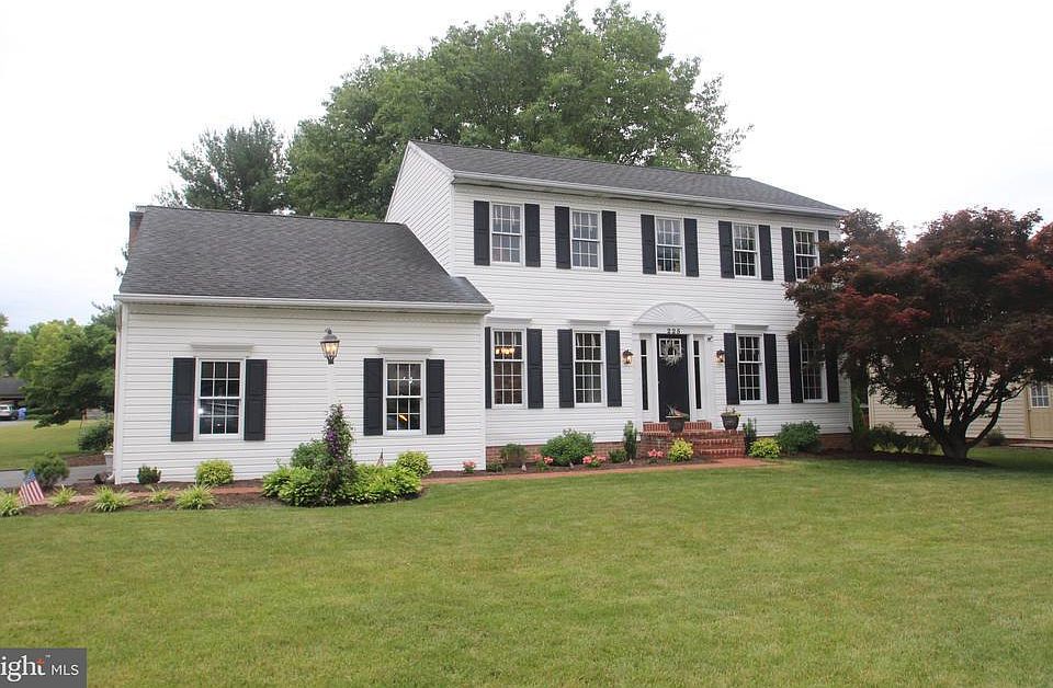 1st image of 225 S Homestead Dr