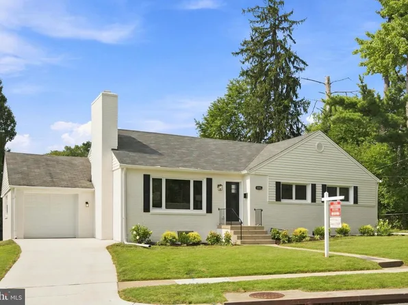 4715 Franklin St, Bethesda, MD 20814
