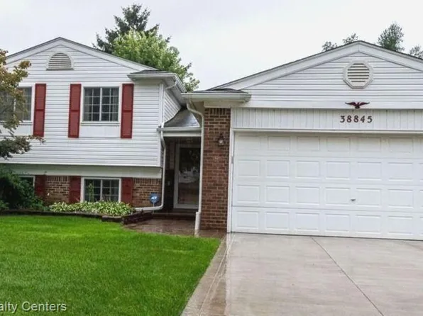 38845 Bronson Dr, Sterling Heights, MI 48310