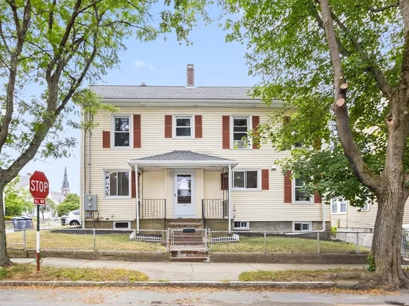 34 Clinton St, Newton, MA 02458