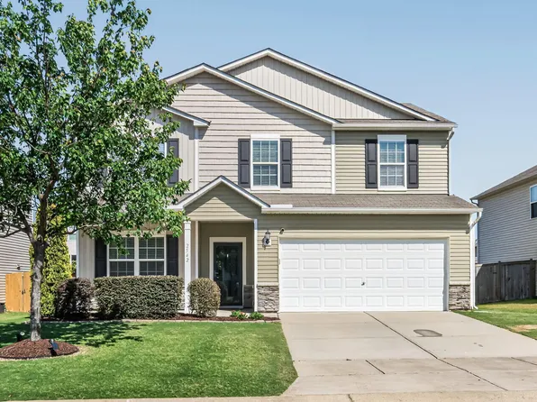 2542 Perthshire Ln, Fuquay Varina, NC 27526