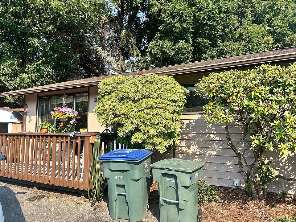 1st image of 1126-1128 22nd St