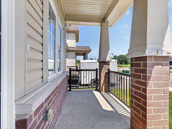 3rd image of 117 Windermere Blvd