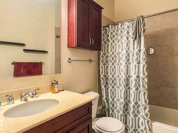 4th image of 5514 N Glenwood Ave #1