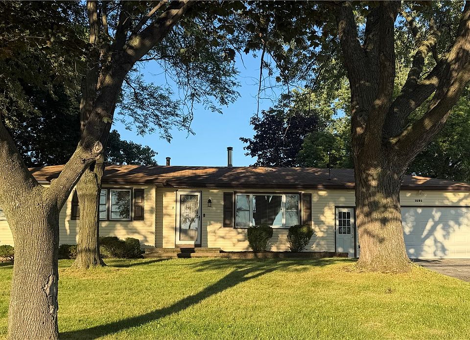 1st image of 1520 Long Pond Rd