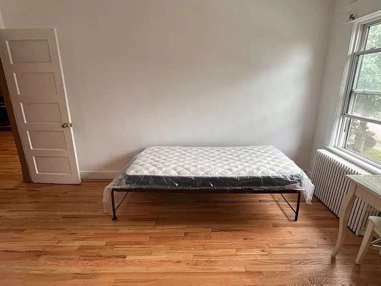 5859 Hobart St #2 — Photo 32