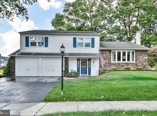 162 Walton Dr, Morrisville, PA 19067