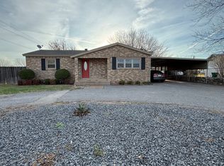 602 Stadium Dr, Seymour, TX 76380