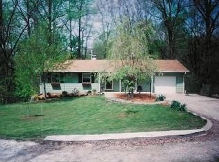 9265 National Rd, New Paris, OH 45347