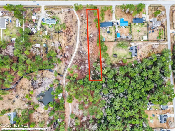 5897 Burgaw Highway, Maple Hill, NC 28454