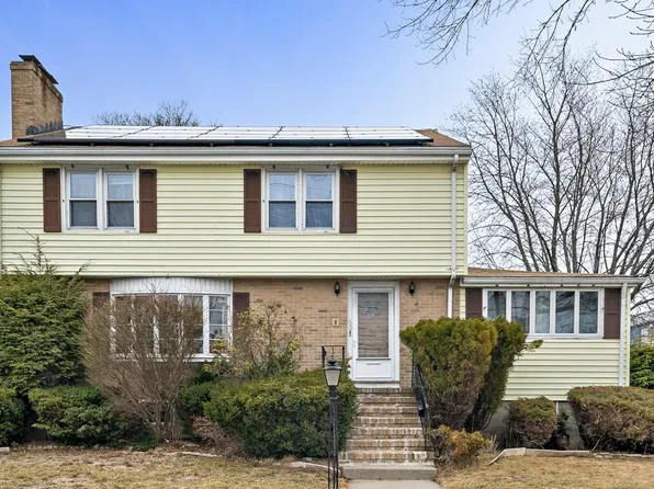 60 Marlboro St, Malden, MA 02148