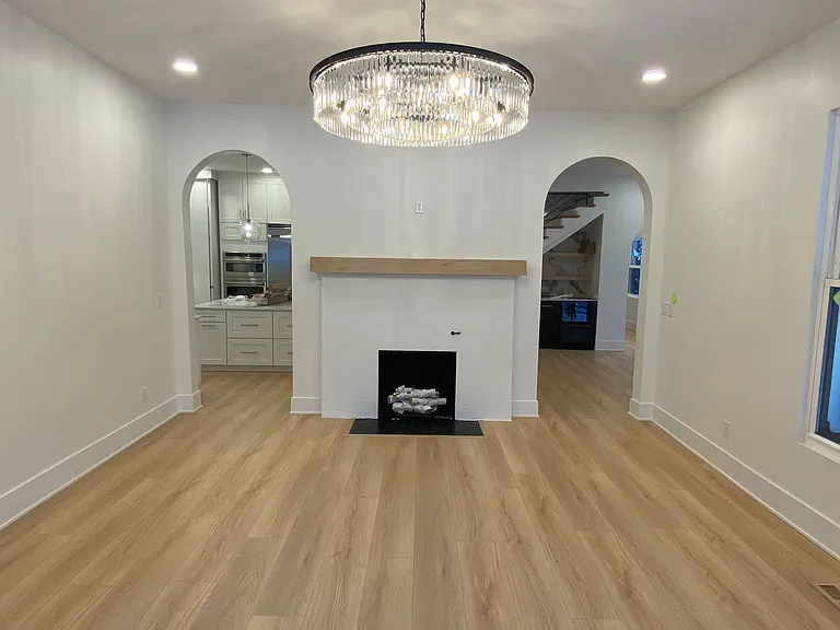421 S Union St — Photo 13