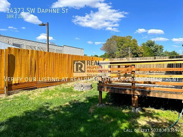14373 SW Daphne St — Photo 59