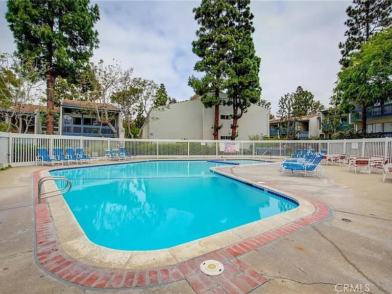 824 Camino Real #204 — Photo 32