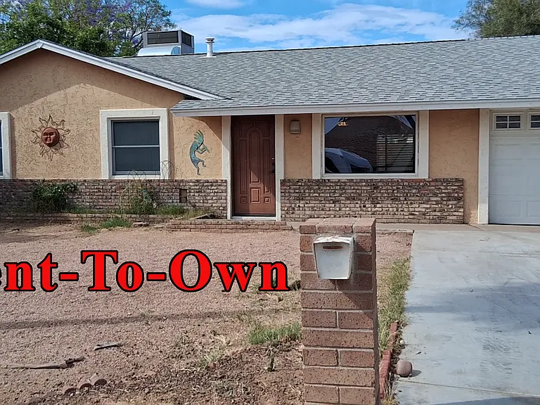 3724 E Gelding Dr — Photo 1