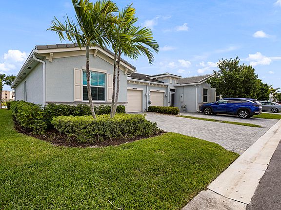 3rd image of 14468 Highland Center Way