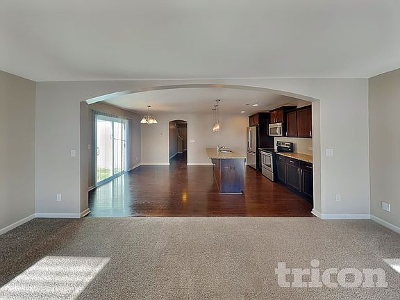 3rd image of 10040 Portaferry Dr