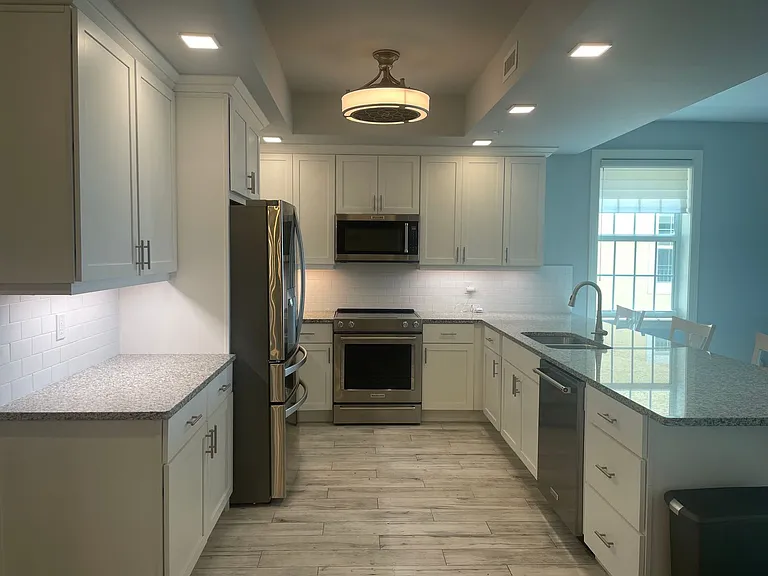 260 Hidden Bay Dr #401 — Photo 6