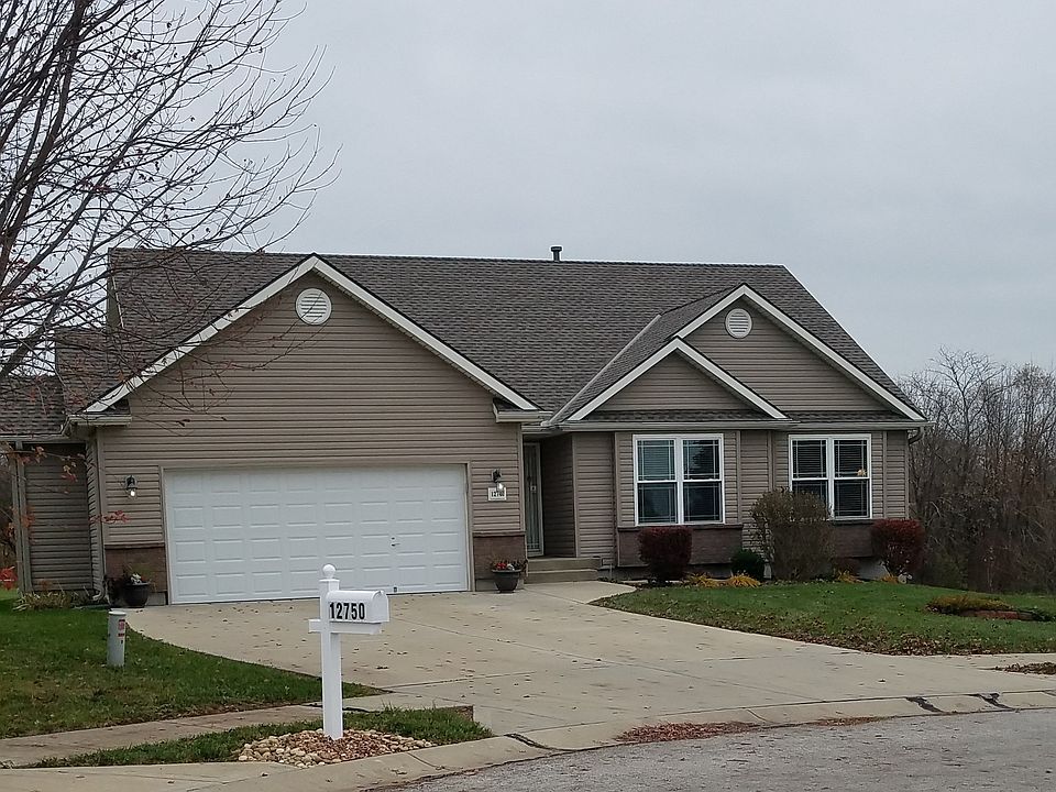1st image of 12740 Oak Hill Ct
