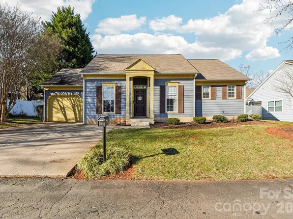 5719 Becton Park Dr, Charlotte, NC 28227