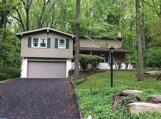 2005 Richard Rd, Willow Grove, PA 19090