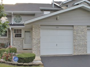 718 N Tamarac Blvd, Addison, IL 60101