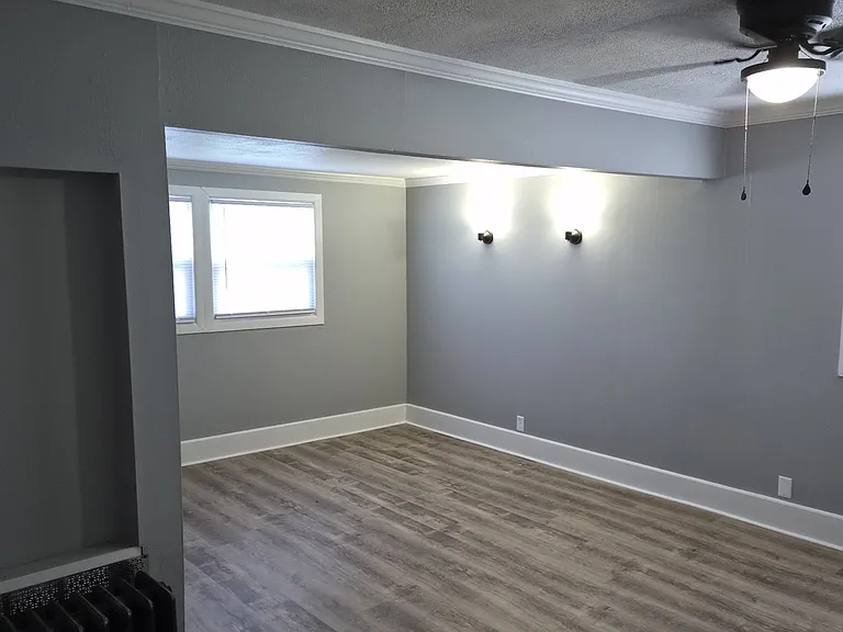 715 E Hudson St — Photo 15