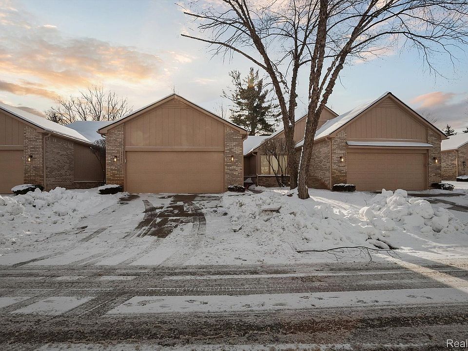 1st image of 35083 Knollwood Ln