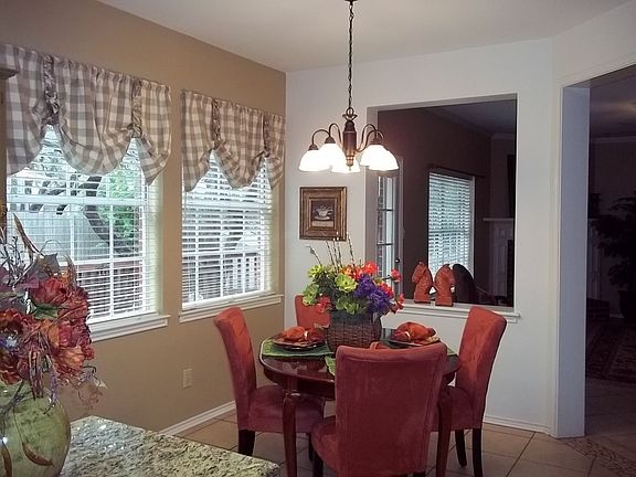 3rd image of 211 Whisper Wood Ln