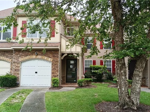 5528 Goose Pond Ln, Virginia Beach, VA 23455