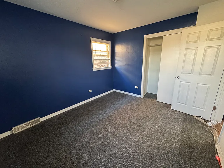 3431 S Western Ave — Photo 8
