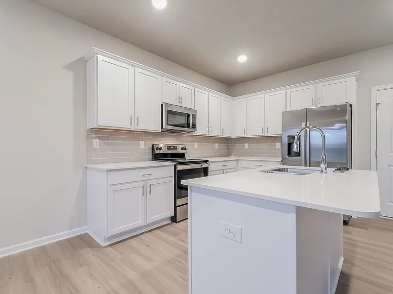 3342 SE Lilac Creek Trl — Photo 8